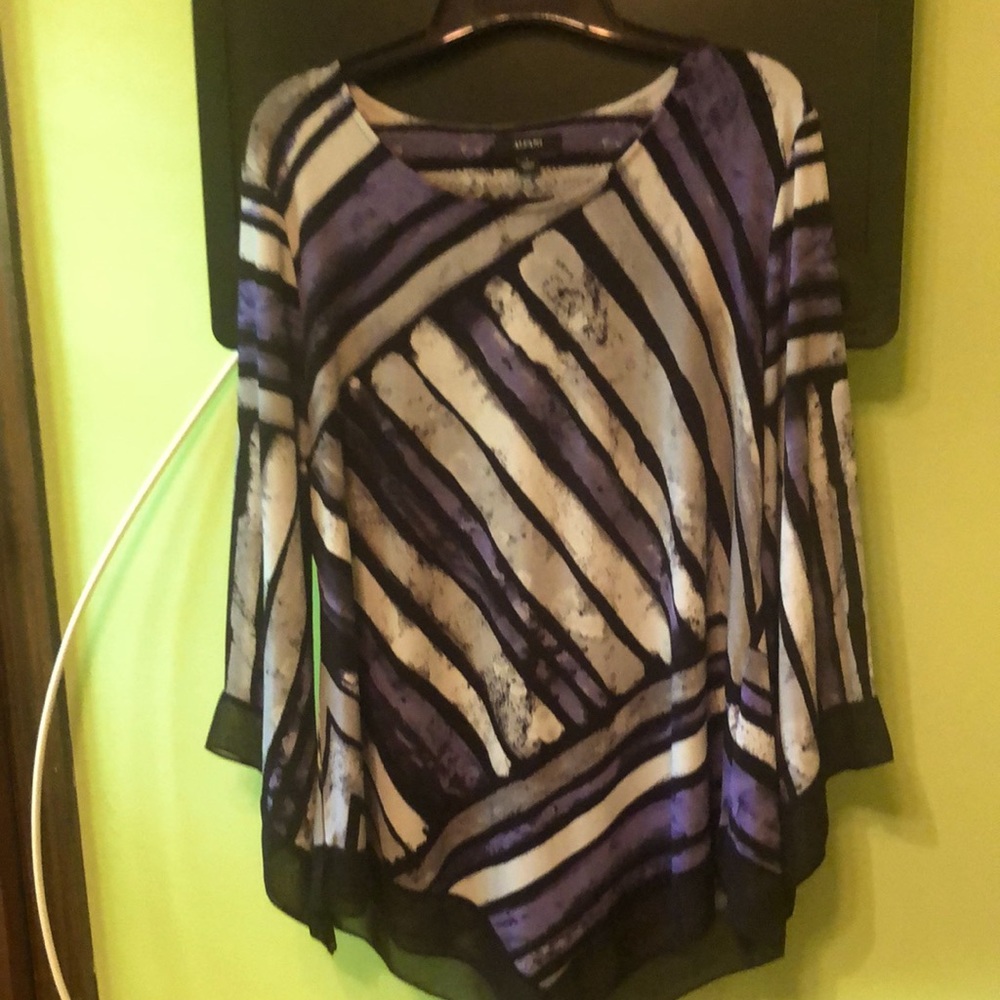 Women’s top